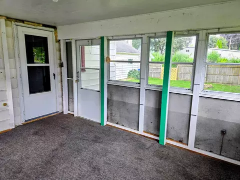 Exterior - 554 Scott St, Ripon, WI 54971 photo 3 of 11
