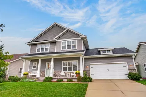 9914 Autumn Breeze Rd, Middleton, WI 53562