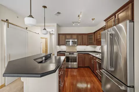 8253 Mayo Dr #211, Madison, WI 53719