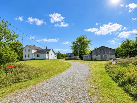 7973 Old Amish Rd, Amherst, WI 54406