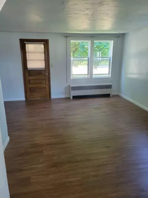 Living - 307327 E Main St, Brandon, WI 53919 photo 3 of 4