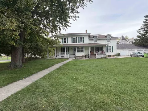 Exterior - 307327 E Main St, Brandon, WI 53919 photo 2 of 7