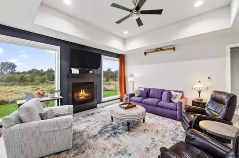 142 N Legacy Way, Sun Prairie, WI 53590