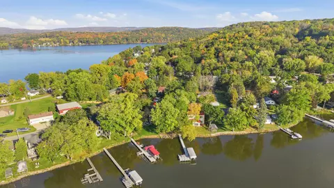 n3231 Tipperary Point Road, Poynette, WI 53955