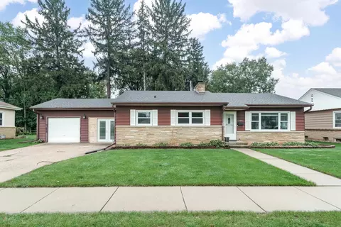 1320 Bennett St, Janesville, WI 53545