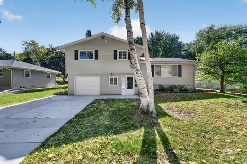 4713 Hermsmeier Ln, Madison, WI 53714