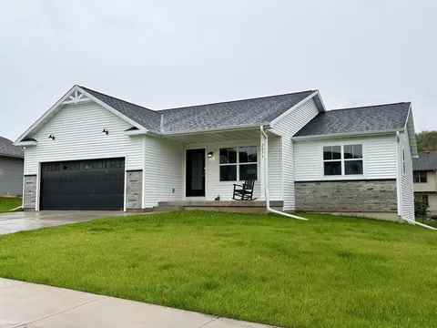 2033 Handel St, Black Earth, WI 53515
