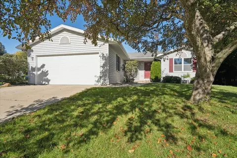 431 Thomas Ct, Oregon, WI 53575