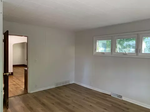 Living - 1112 Eaton Ave, Beloit, WI 53511 photo 9 of 10