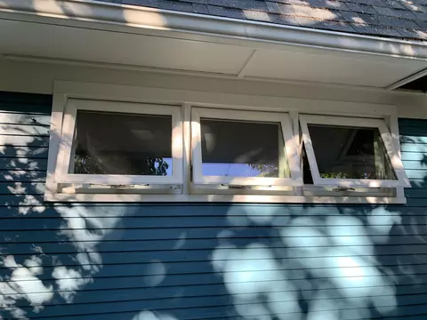 Exterior - 1112 Eaton Ave, Beloit, WI 53511 photo 6 of 9