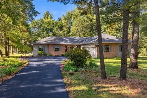 2405 Crystal Ln, Wisconsin Rapids, WI 54494