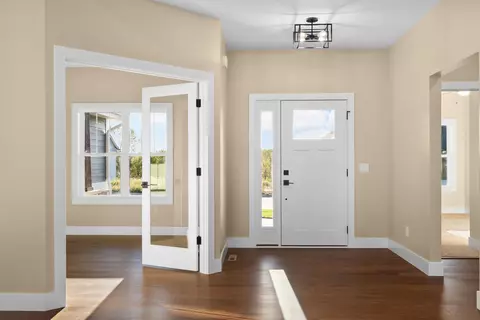 Entry Way - 4074 Hanover Dr, Deforest, WI 53532 photo 1 of 4