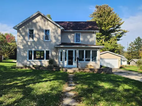 126 E North St, Dodgeville, WI 53533