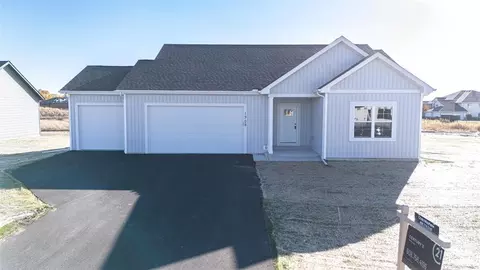 512 Ridge Ct, Orfordville, WI 53576