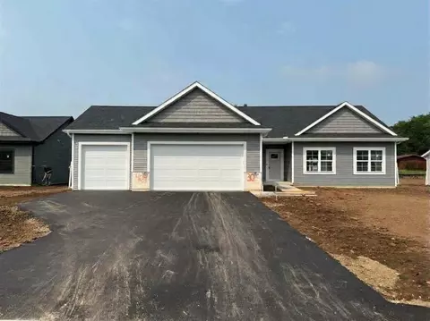 2557 Kadlec Dr, Beloit, WI 53511