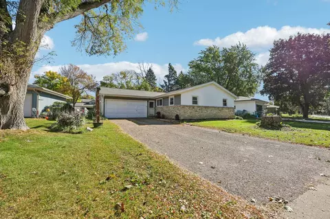 17 St Albans Ave, Madison, WI 53714