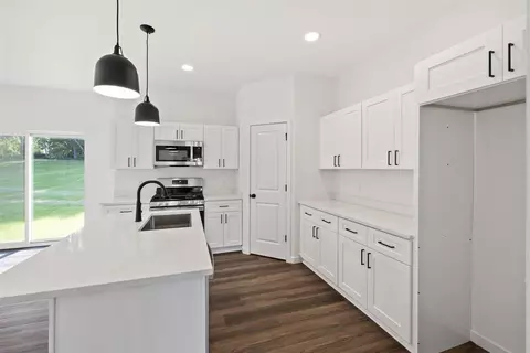 Kitchen - 611 Millar Dr, Beloit, WI 53511 photo 1 of 2