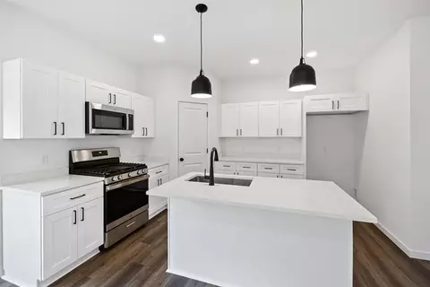 Kitchen - 611 Millar Dr, Beloit, WI 53511 photo 2 of 2