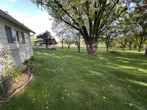 Exterior - n5170 Forest Glen Beach Road, Ripon, WI 54971 photo 8 of 10