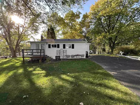 Exterior - n5170 Forest Glen Beach Road, Ripon, WI 54971 photo 7 of 10