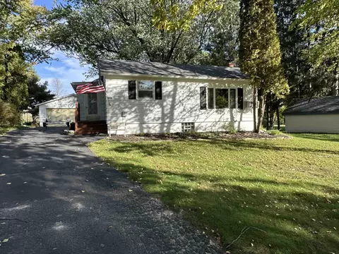 Exterior - n5170 Forest Glen Beach Road, Ripon, WI 54971 photo 1 of 10