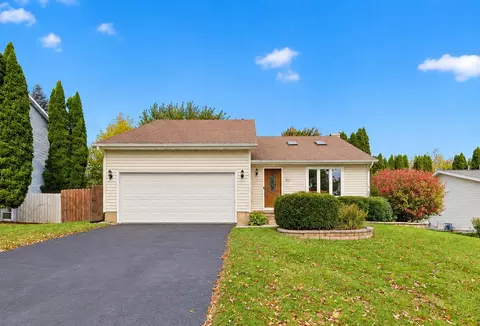 15 Geronimo Cir, Madison, WI 53713