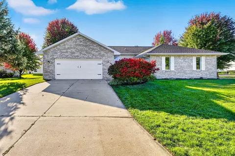 3165 Edmonton Dr, Sun Prairie, WI 53590