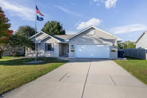 2836 Regent St, Janesville, WI 53546