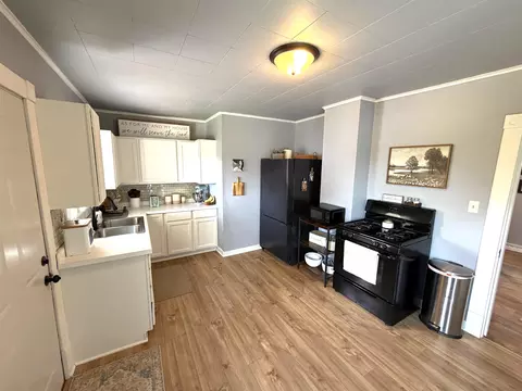 Kitchen - 1350 Eagle St, Rhinelander, WI 54501 photo 2 of 6