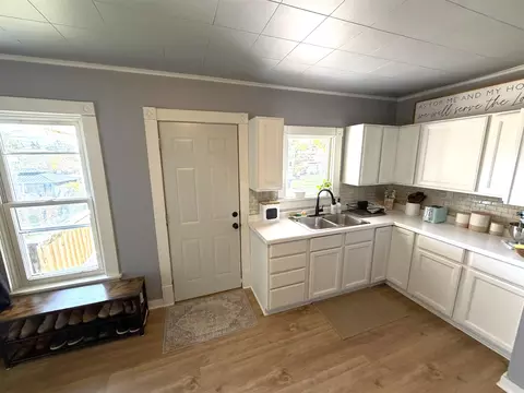 Kitchen - 1350 Eagle St, Rhinelander, WI 54501 photo 3 of 6