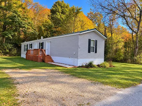 319 Douseman Dr, De Soto, WI 54624