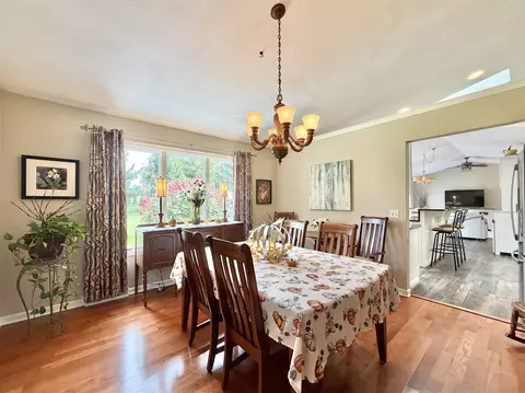 Dining - 5106 Monarch Cir, Beloit, WI 53511 photo 1 of 4
