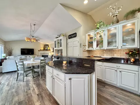 Kitchen - 5106 Monarch Cir, Beloit, WI 53511 photo 7 of 8