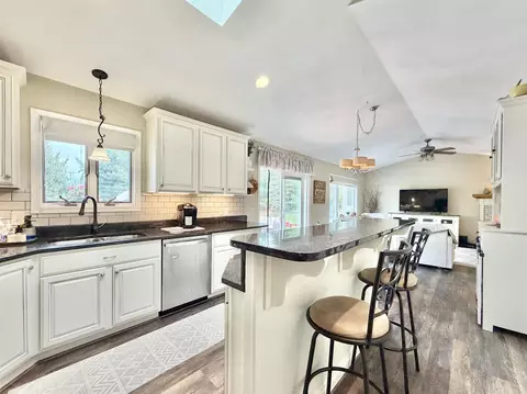 Kitchen - 5106 Monarch Cir, Beloit, WI 53511 photo 1 of 8