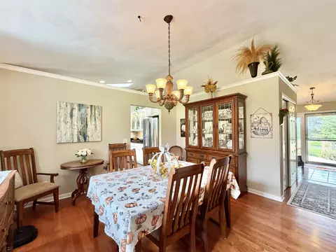 Dining - 5106 Monarch Cir, Beloit, WI 53511 photo 3 of 4