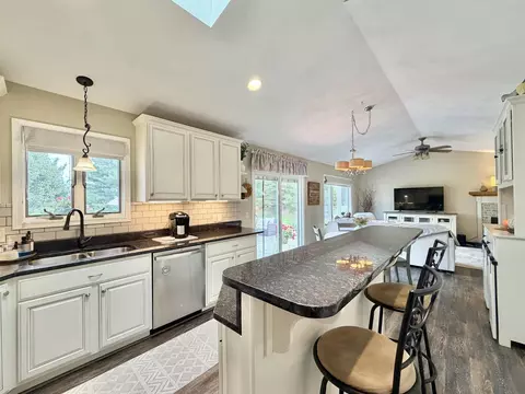 Kitchen - 5106 Monarch Cir, Beloit, WI 53511 photo 8 of 8