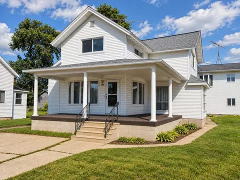 304 Harvard St, Princeton, WI 54968
