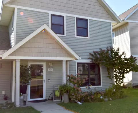 224 S Musket Ridge Dr, Sun Prairie, WI 53590