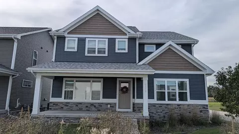 28712873 Endive Dr, Fitchburg, WI 53711