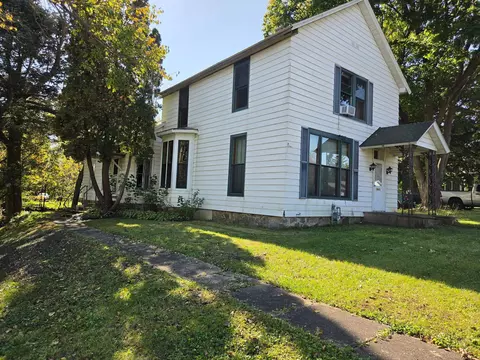 25011 83rd St, Other, WI 53168