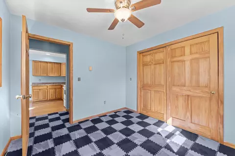 Bedroom - w9449 Wisconsin 33, Wonewoc, WI 53968 photo 4 of 7