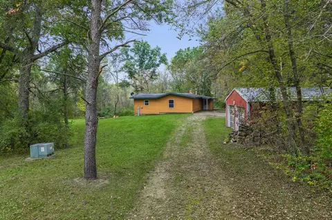 Exterior - w9449 Wisconsin 33, Wonewoc, WI 53968 photo 2 of 14