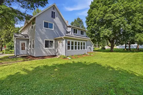 404 S Main St, Deerfield, WI 53531
