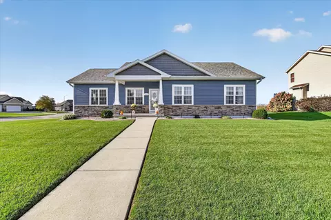 424 Rimrock Rd, Janesville, WI 53548