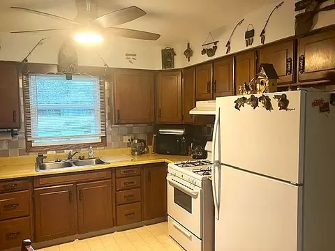 Kitchen - w432 Huron Bay Drive, Montello, WI 53949 photo 1 of 1