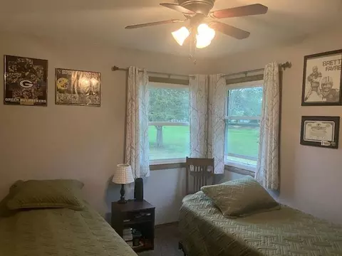 Bedroom - w432 Huron Bay Drive, Montello, WI 53949 photo 1 of 2