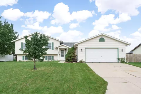 Exterior - 582 Rivendell Dr, Milton, WI 53563 photo 1 of 8
