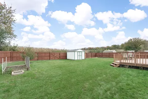 Exterior - 582 Rivendell Dr, Milton, WI 53563 photo 6 of 8