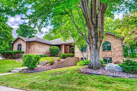 1318 Manassas Trl, Madison, WI 53718