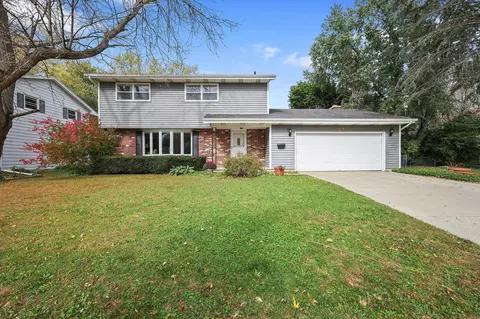 6206 Birch Hill Dr, Madison, WI 53711